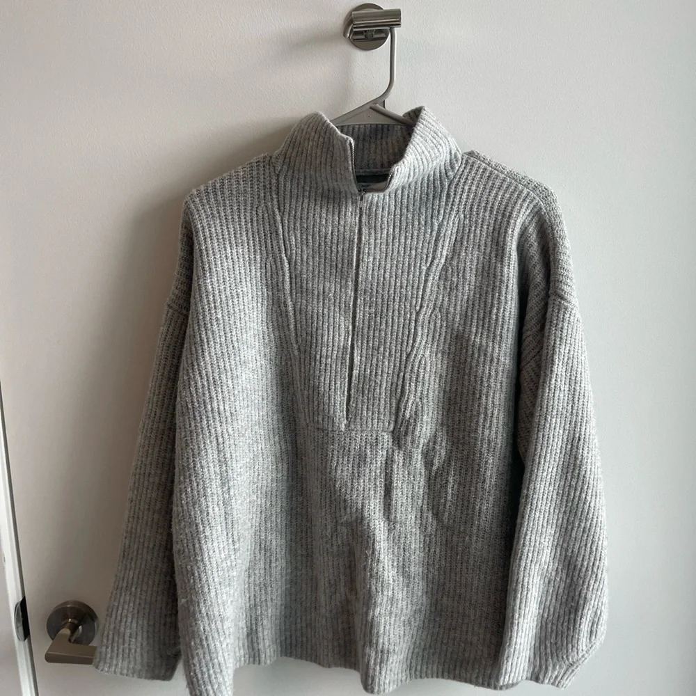 Daily Ritual Gray Ribbed Knit Sweater - Picture 1 of 5